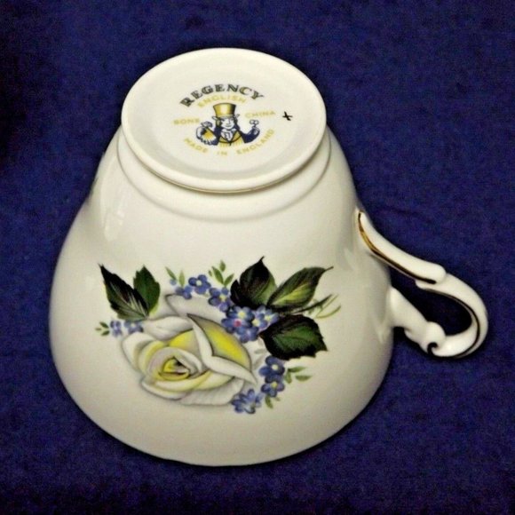 Regency English Bone China "Roses and Violets" Footed Tea Cup and Saucer - Picture 11 of 12